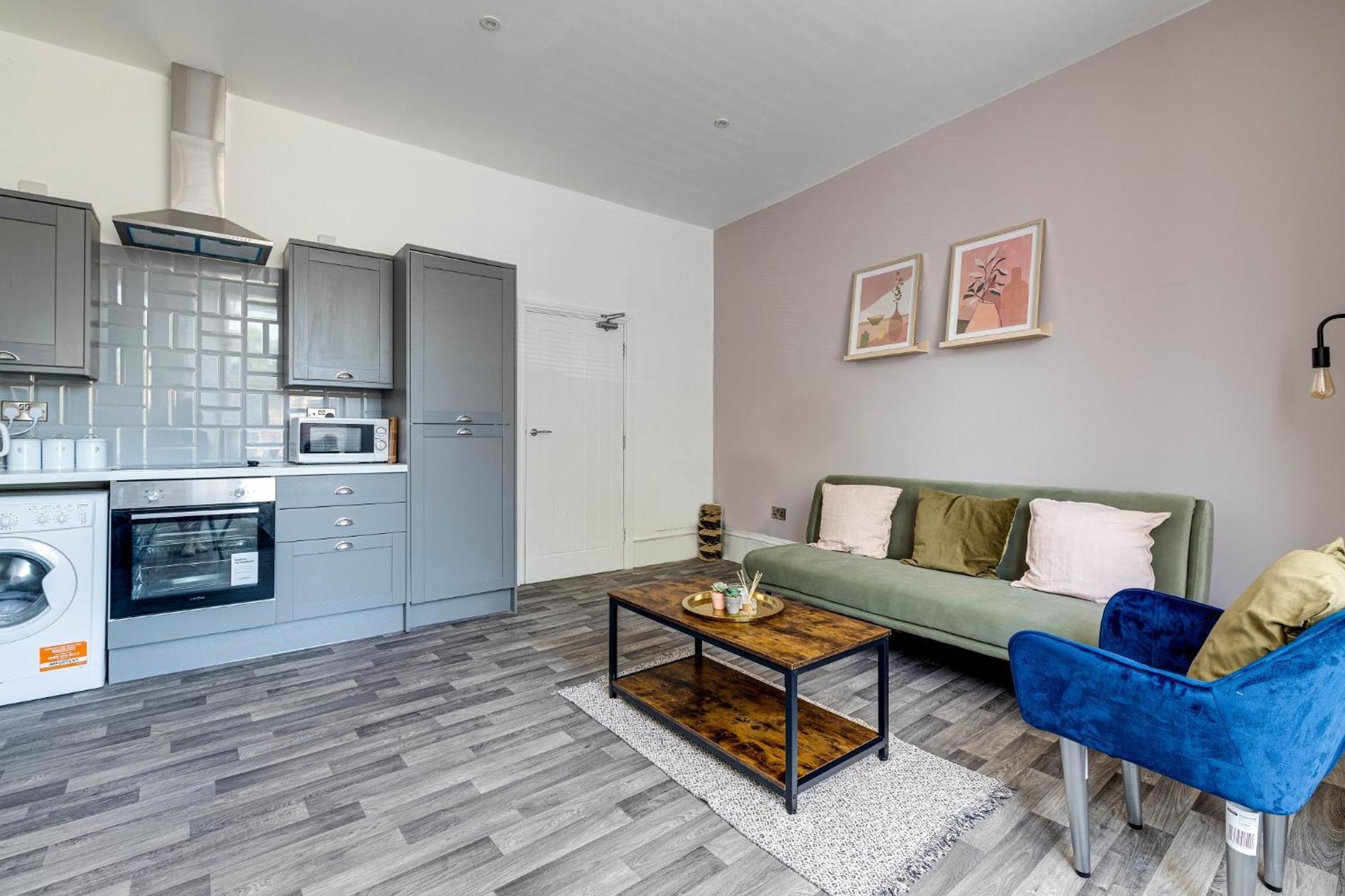 Apt 1 - Empire 39 - Central Location Apartment Scarborough Bagian luar foto